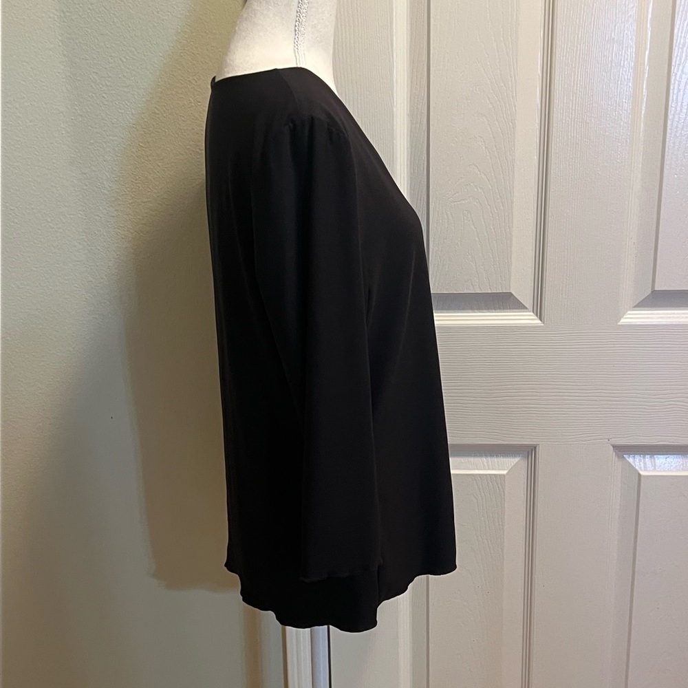 SPANX Tummy Control V-Neck Top - Picture 6 of 10